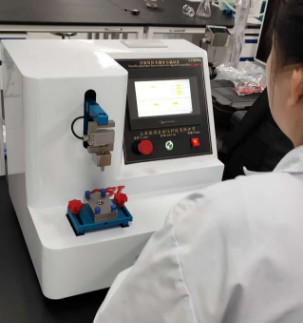 上海理濤為上海某檢測機構(gòu)提供注射針針尖刺穿力測試儀上門培訓