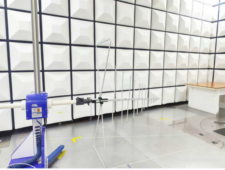 微波輻射防護(hù)服屏蔽性能測(cè)試儀